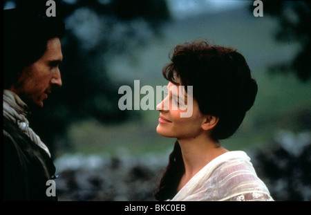 WUTHERING HEIGHTS(1992) RALPH FIENNES, JULIETTE BINOCHE WTH3 012 Stockfoto