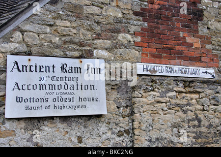 Alten Ram Inn, Töpfer Teich, Wotton-unter-Kante, Gloucestershire, England, Vereinigtes Königreich Stockfoto