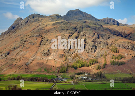 Langdale Pikes aus Lingmoor fiel Stockfoto