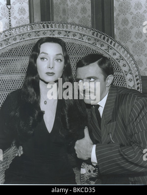 DIE ADDAMS FAMILIE (TV) CAROLYN JONES, JOHN ASTIN AFT 003P Stockfoto