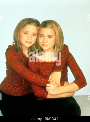 DIE ABENTEUER VON MARY-KATE UND ASHLEY (TV) MARY-KATE OLSEN, ASHLEY OLSEN AMKA 001 Stockfoto