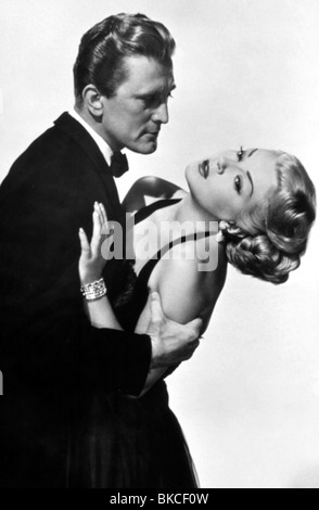 DAS SCHLECHTE UND DAS SCHÖNE (1952) KIRK DOUGLAS, LANA TURNER BADB 002 Stockfoto