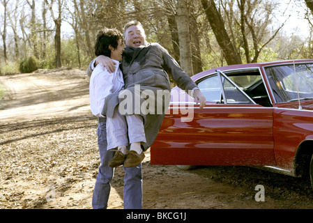 BIG FISH (2003) BILLY CRUDUP, ALBERT FINNEY FISCH 001-30 Stockfoto