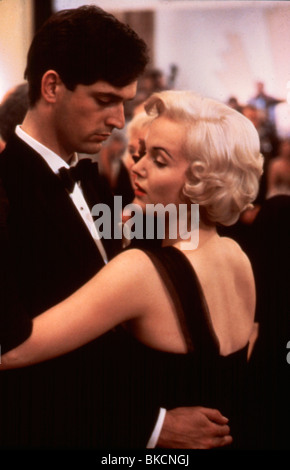 TANZ MIT EINEM FREMDEN (1985) RUPERT EVERETT, MIRANDA RICHARDSON DWSR 001 B Stockfoto