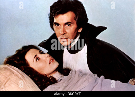 DRACULA (1979) KATE NELLIGAN, FRANK LANGELLA DCUL 001FOH Stockfoto