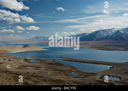 Khoton Nuur See im Tavan Bogd Nationalpark, westliche Mongolei. Stockfoto