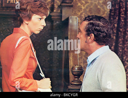 FRENZY (1972) ANNA MASSEY, BERNARD CRIBBINS FRZ 006FOH Stockfoto