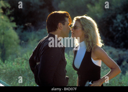 DIE FLUCHT (1993)-ALEC BALDWIN, KIM BASINGER GTW 062 Stockfoto