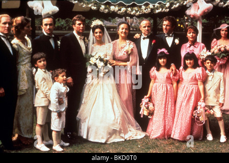 DER PATE (1972) ROBERT DUVALL, JOHN CAZALE, GIANNI RUSSO, TALIA SHIRE, MORGANA KING, MARLON BRANDO, JAMES CAAN GODF 021 Stockfoto