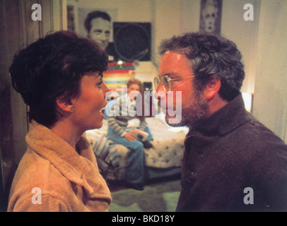 AUF WIEDERSEHEN MÄDCHEN (1977) MARSHA MASON, RICHARD DREYFUSS GDBY 009FOH Stockfoto