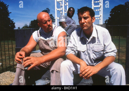 GREENFINGERS (2000) ADAM FOGERTY, PATERSON JOSEPH, CLIVE OWEN GNFG 001-37 Stockfoto