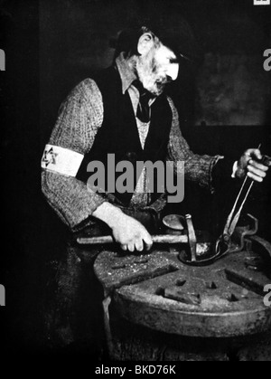 Nationalsozialismus/Nationalsozialismus, Verbrechen, Verfolgung von Juden, Ghetto Warzawa, smith während der Arbeit, ca. 1941, Stockfoto