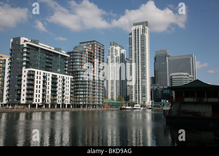 Wohnungen, Millwall innere dock, Ost-London Docklands Stockfoto