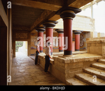 Große Treppe, Palast von Knossos (Knosos), Heraklion (Irakleio), Irakleio Region, Kreta (Kriti), Griechenland Stockfoto