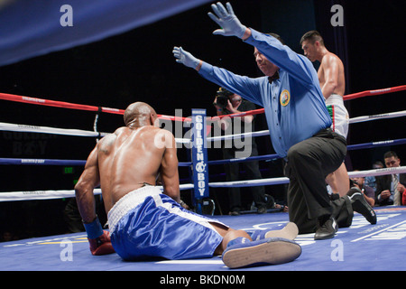 Ref Julius Fogle Vs Enrique Ornelas Countdown Stockfoto