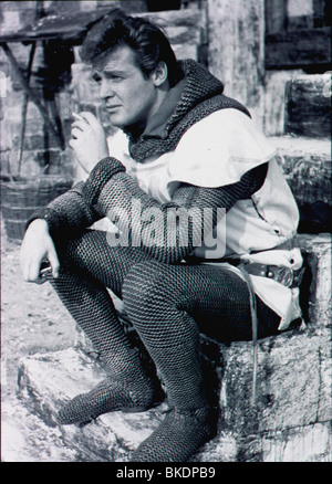 ROGER MOORE O/S "IVANHOE" (TV) Stockfoto