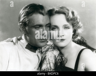 MAROKKO (1930) GARY COOPER, MARLENE DIETRICH MRCO 003P Stockfoto