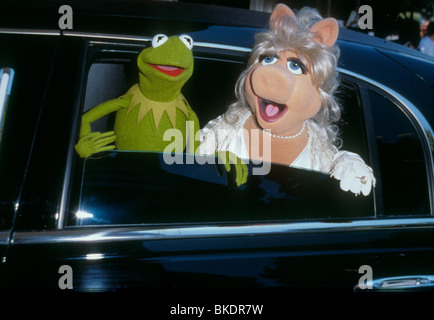 MUPPETS VOM RAUM (1999) KERMIT DER FROSCH, MISS PIGGY MUFS 017 Stockfoto