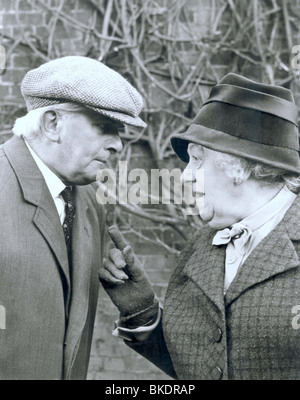 MORD IM GALOPP (1963) STRINGER DAVIS, MARGARET RUTHERFORD MATG 001 P Stockfoto