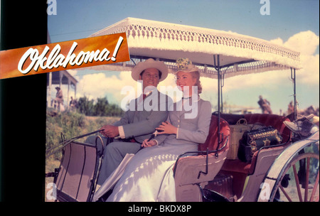 OKLAHOMA (1955) GORDON MACRAE, SHIRLEY JONES OKL 0010S Stockfoto