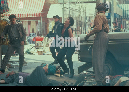 PREDATOR II (1990) PREDATOR 2 (ALT) MARIA CONCHITA ALONSO, DANNY GLOVER PR2 009 Stockfoto