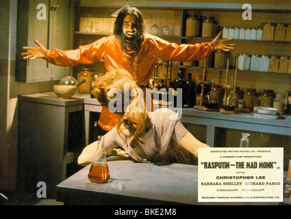 RASPUTIN: DER MAD MONK (1966) CHRISTOPHER LEE RMMK 012 Stockfoto