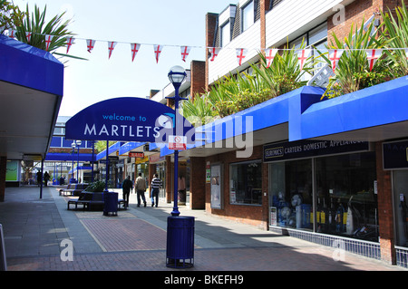 Martlets Einkaufszentrum, Kirche gehen, Burgess Hill, West Sussex, England, Vereinigtes Königreich Stockfoto