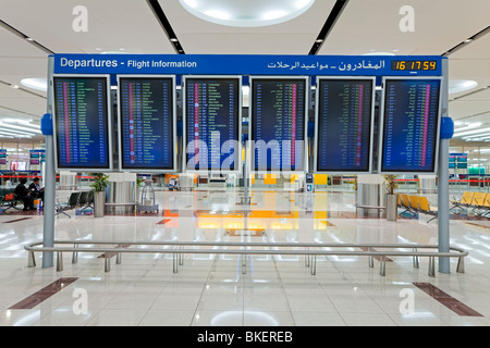 Dubai International Airport, Abflughalle in den neuen $ 4,5 Milliarden Terminal 3, Dubai, VAE, Vereinigte Arabische Emirate Stockfoto