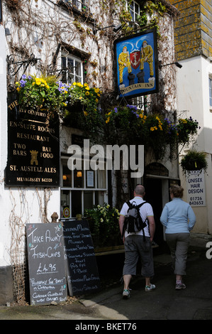 Fountain Inn in Mevagissey eine Stadt am Meer und Hafen in Cornwall Südengland England Stockfoto