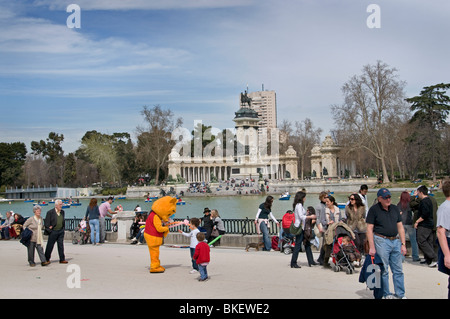 Park-unsere del Retiro Alfonso XII Denkmal Stadt Madrid-Spanien-Spanisch Stockfoto