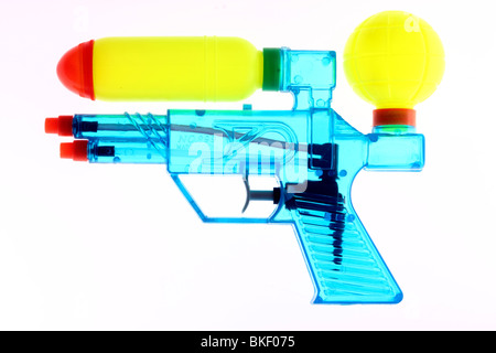 Wasserpistole, Wasserpistole, Spielzeug, transparent. Stockfoto