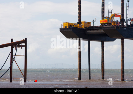 Installieren das Stromkabel an Land aus der Robin Rigg Offshore-Windpark in der Solway Firth, UK Stockfoto