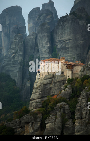 Das heilige Kloster Rousanou, St. Barbara, Meteora Bereich, Thessalien, Griechenland Stockfoto