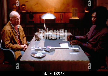 UNZERBRECHLICH (2000) BRUCE WILLIS, SAMUEL L JACKSON UNBR 024 Stockfoto