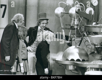 WILLY WONKA UND DIE SCHOKOLADENFABRIK (1971) JACK ALBERTSON, JULIE DAWN COLE, GENE WILDER, PETER OSTRUM WWK 001 P Stockfoto