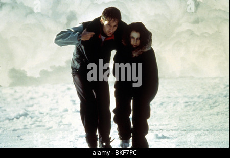 X-FILES: DER FILM (1998) DAVID DUCHOVNY, GILLIAN ANDERSON XFM 042 Stockfoto