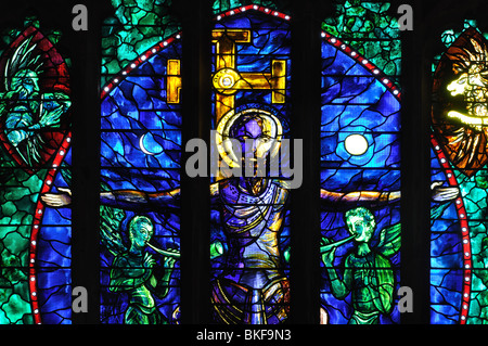 John Piper Glasfenster in der Kapelle des St. Johannes Hospital, Lichfield, Staffordshire, England, UK Stockfoto