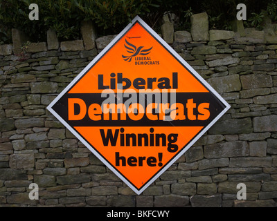 Die Fraktion der Liberalen und Demokratischen Partei Wahlplakat, Lancashire, England, Großbritannien. Stockfoto