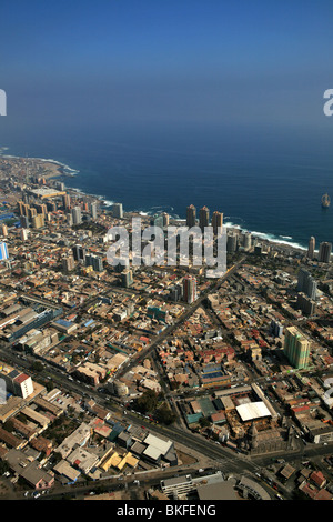 Luftaufnahme der Küste und Stadt Antofagasta, Chile Stockfoto