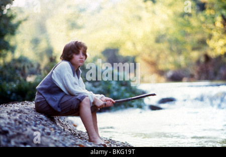 DIE ABENTEUER VON HUCK FINN (1994) ELIJAH WOOD HKFN 003 Stockfoto