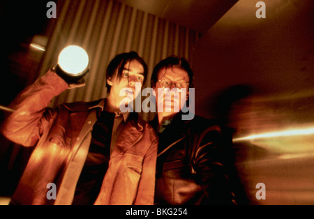 EIN WEITERER TAG IM PARADIES (1998) VINCENT KARTHEISER, JAMES WOODS ADPD 001 Stockfoto