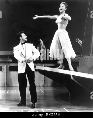 ANYTHING GOES (1956) DONALD O'CONNOR, MITZI GAYNOR ANYT 006P Stockfoto