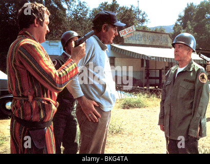 DIE KATZE AUS DEM WELTRAUM (1978) MCLEAN STEVENSON, HARRY MORGAN CFOS 003FOH Stockfoto