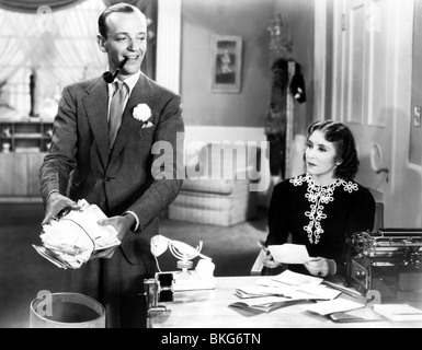 EINE MAID IN BEDRÄNGNIS (1937) FRED ASTAIRE, GRACIE ALLEN DMDS 008 P Stockfoto