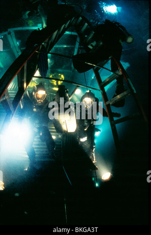 DREHORT PRODUKTION (ALT) (ALT) HINTER DEN KULISSEN (ALT) FILMISCH SET (ALT) O/S "SPHÄRE" (1998) 267 Stockfoto