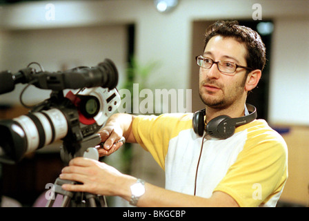 ON SET "THE GIRL NEXT DOOR" (2004) MIT LUKE GREENFIELD (DIR) GNDR 001-F01 Stockfoto