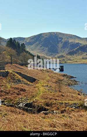 Die Bezugstaste Turm, Haweswater Reservoir.  Mardale, Nationalpark Lake District, Cumbria, England, Vereinigtes Königreich, Europa. Stockfoto