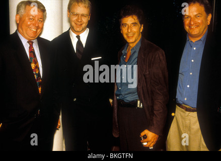 AL PACINO O/S "INSIDER" (1999) MIT JEFFREY WIGAND, RUSSELL CROWE, LOWELL BERGMAN ALPA 001 Stockfoto