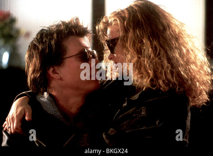 PYRATES (1991) KEVIN BACON, KYRA SEDGWICK PYRENÄEN 002FOH Stockfoto