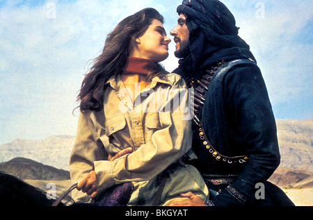 SAHARA (1984) BROOKE SHIELDS, LAMBERT WILSON SAH 032 Stockfoto